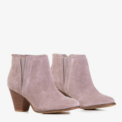Gray boots on the post a'la cowboy boots Pererra - Footwear