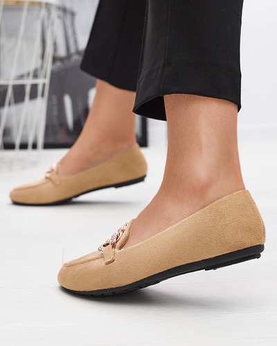 Light brown women's eco-suede loafers with a chain Osylia - Shoes
