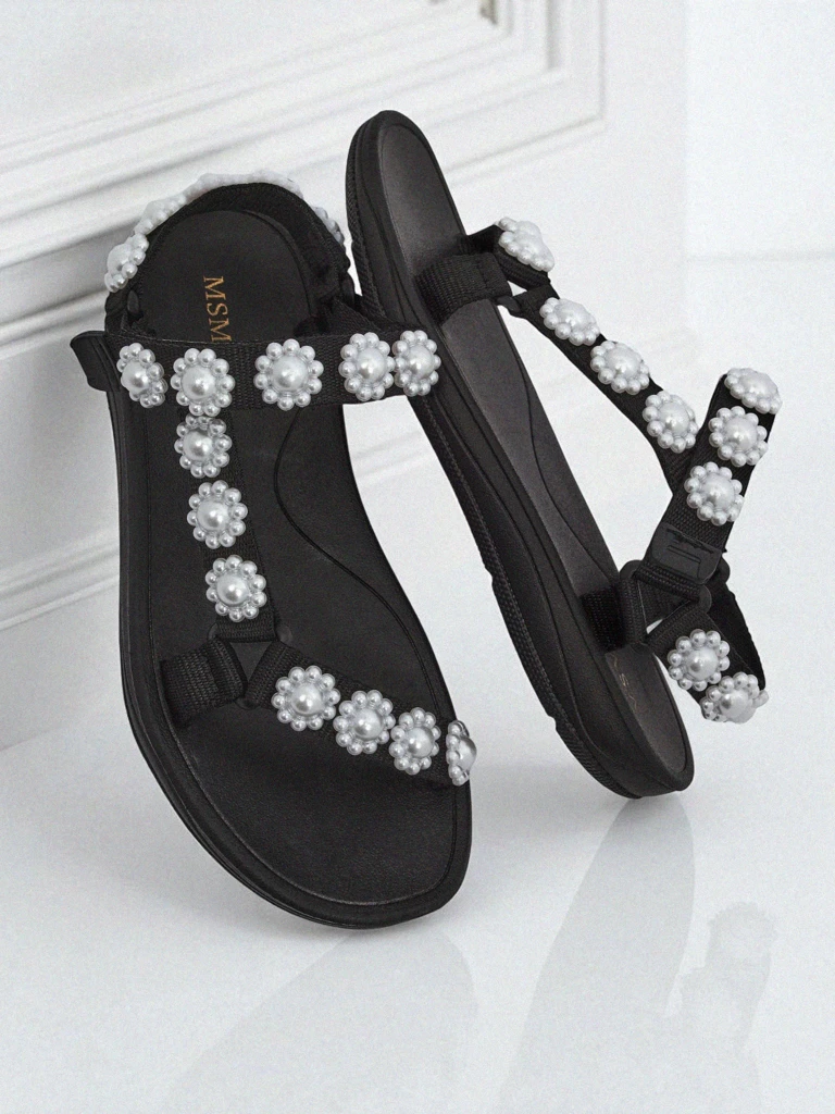 Sandały damskie Royalfashion Perseida czarne na platformie z perełkami