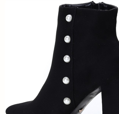 Black boots with pearls on a high post Maya - Footwear