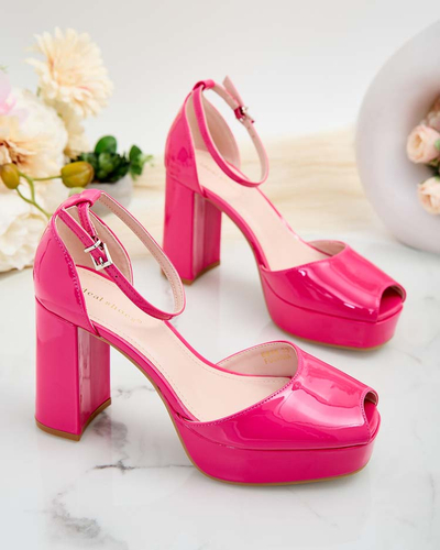 Royalfashion Sieviešu sandales Lefeyoa ar lakotu pēcpusi