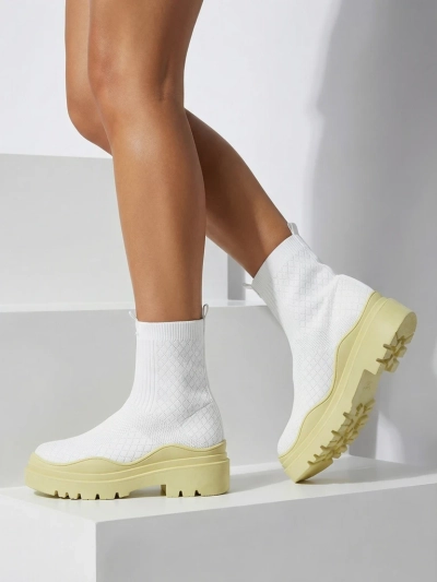 Elegant Women's Lime Vintage Style Shoes