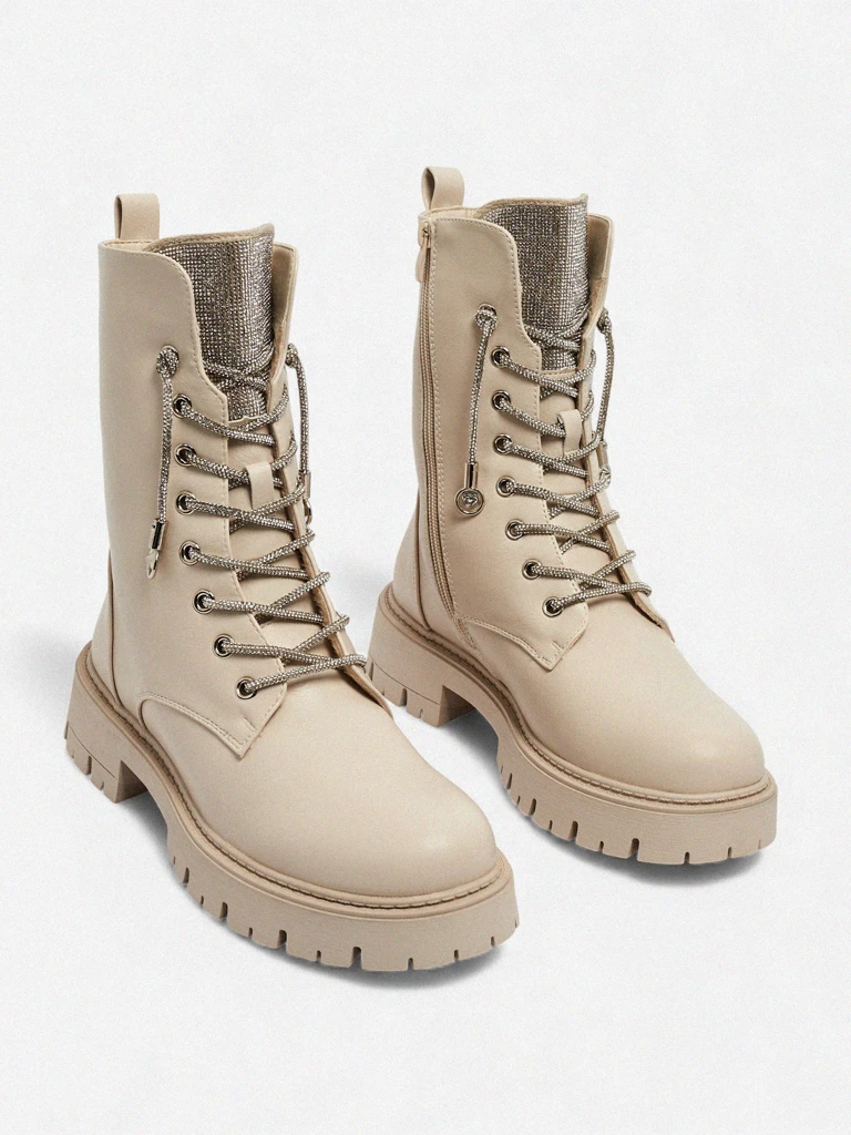 Eko usnjeni ženski gležnarji s vezalkami Farly