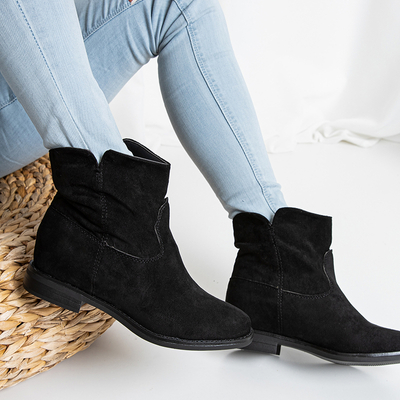 Black ankle boots a'la cowboy wedge Nastu - Footwear