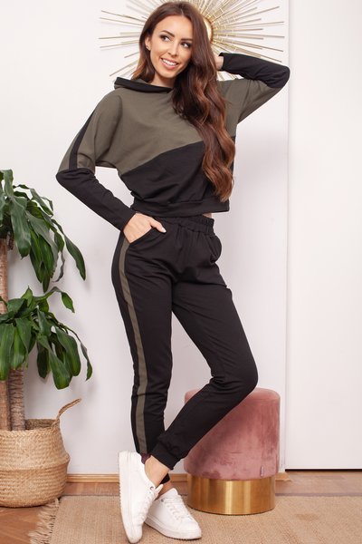 Black and green women's tracksuit set with stripes - Clothing