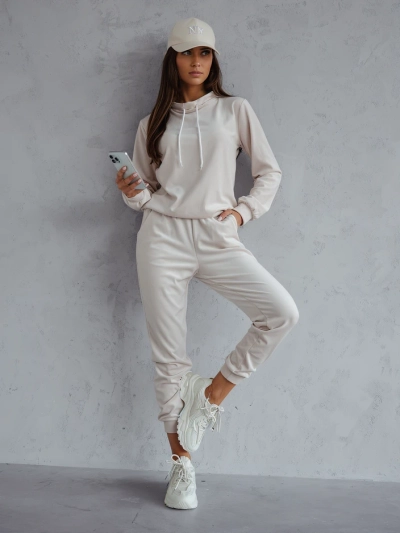 Royalfashion Women's velour-style tracksuit set