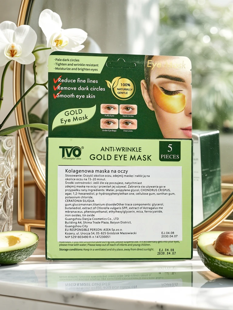 Collagen and avocado gel eye patches