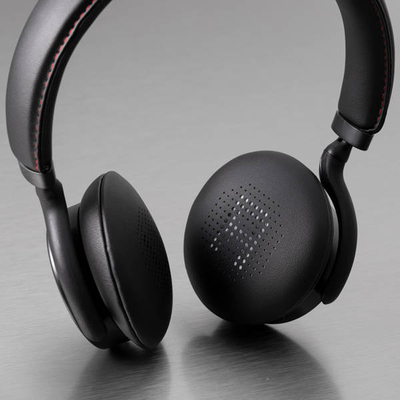 Q-touch wireless in-ear headphones with microphone - Electronics