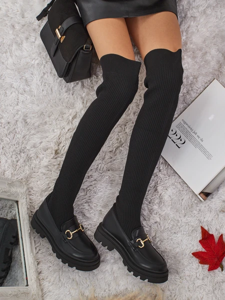 Длинные женские ботфорты без застежки Novera