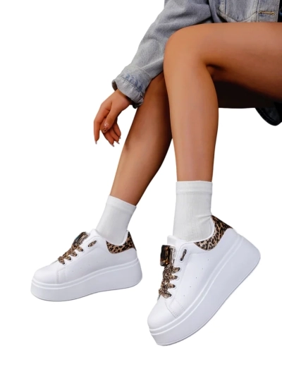 Женские спортивные кроссовки на платформе Royalfashion Safirrat