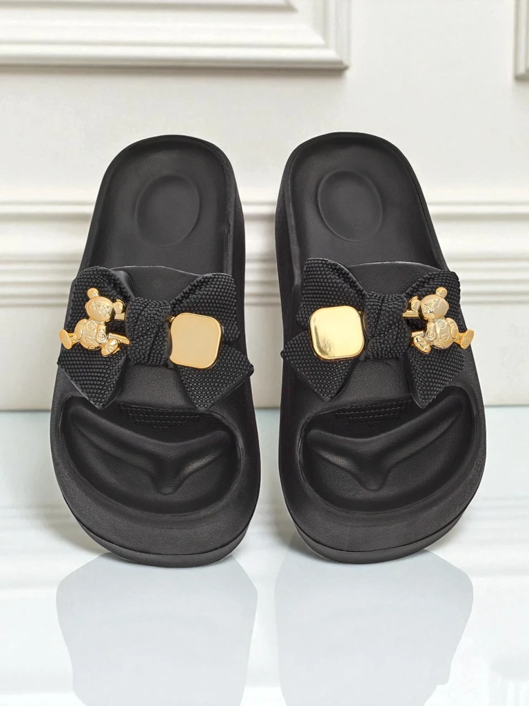 Royalfashion Женские резиновые шлепанцы с декоративным бантом Alday