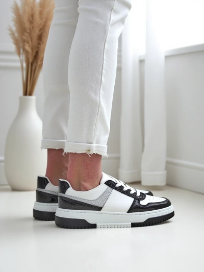 Royalfashion Women's sneakers with glitter Qisofi