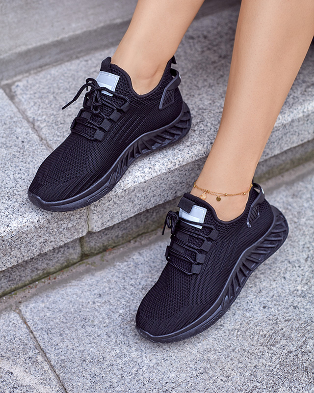 Royalfashion Женская спортивная обувь из ткани черного цвета Ltoti