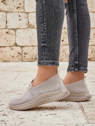 Royalfashion Women's Slip-on Fabric Sports Shoes Serra