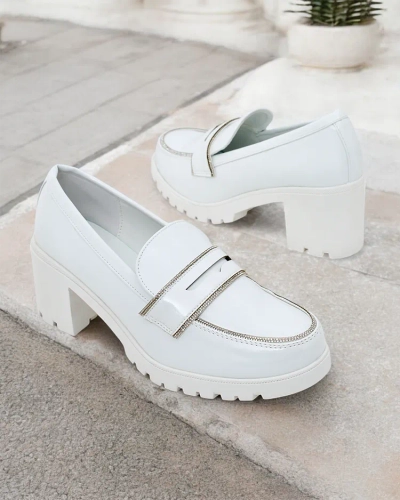 Royalfashion Women's patent leather loafers Befies