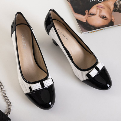 Black and white women's pumps on the Saqla post - Footwear
