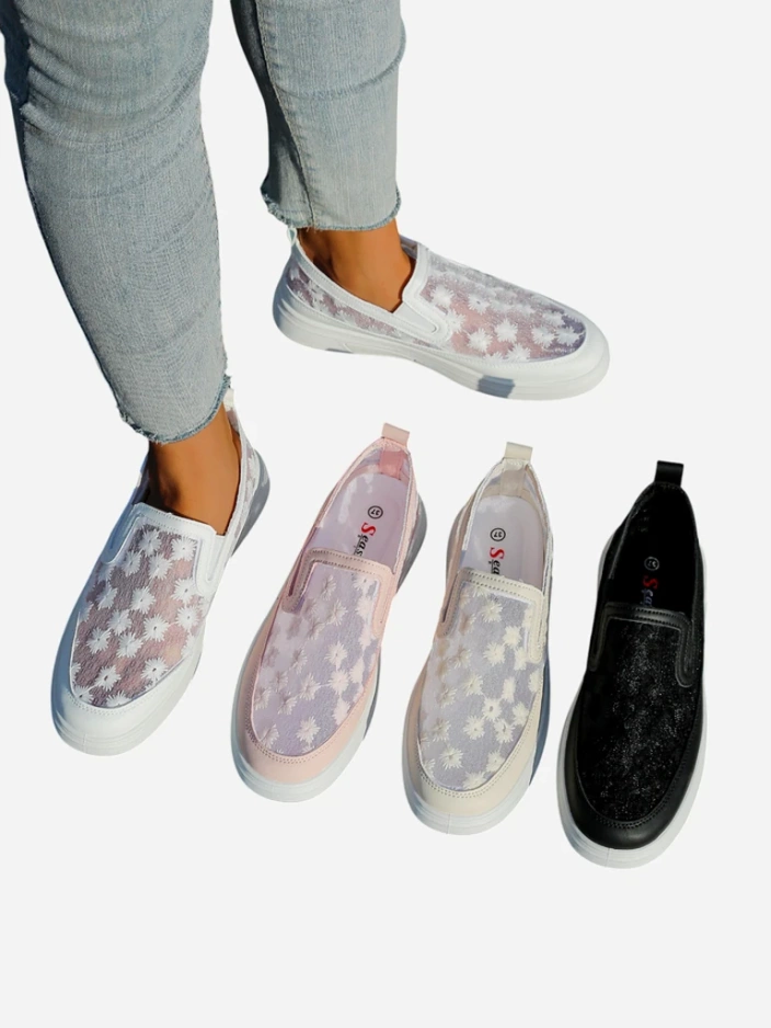 Royalfashion Women's moccasins made of mesh with flowers Emzos