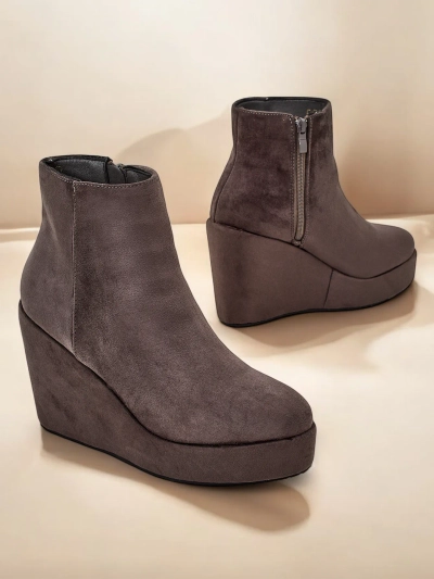 Royalfashion Women's wedge boots Sieffa