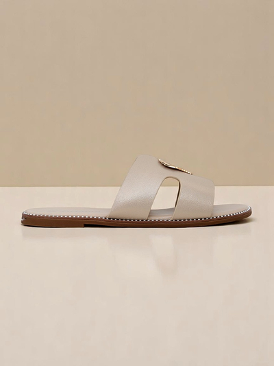 Royalfashion Damskie klapki na płaskiej podeszwie Heart Chic