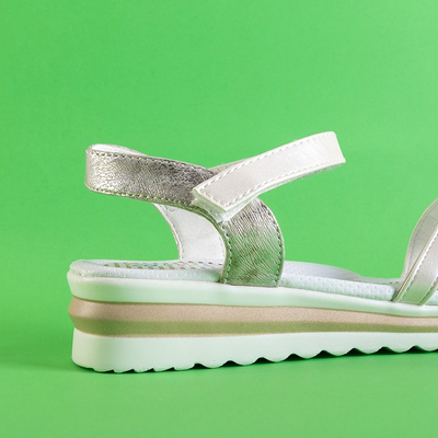 Beige children's sandals with Velcro Pinka - Footwear