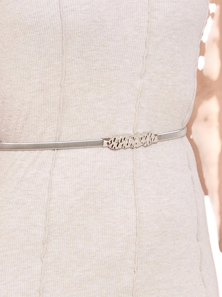 Women's silver belt with Letitia decoration - elegance in a metallic style