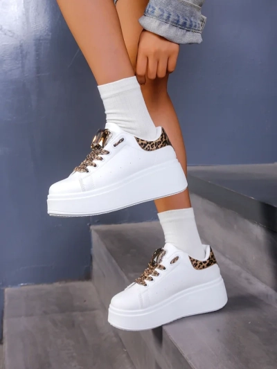 Женские спортивные кроссовки на платформе Royalfashion Safirrat