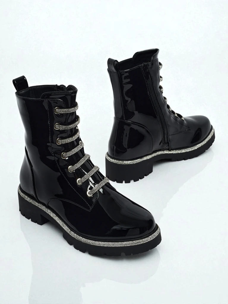 Gelakte Fjorra veterlaarsjes voor dames