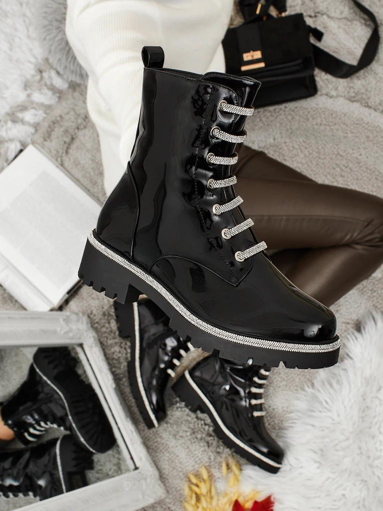 Gelakte Fjorra veterlaarsjes voor dames