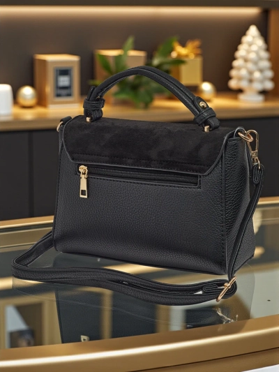 Lavet e vogël e grave nga lëkura eko Merli