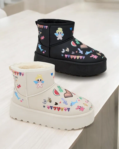 Royalfashion Short snow boot style women's boots with Hanaga stickers