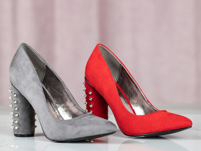 Red studded pumps on a higher post Madderse - Footwear