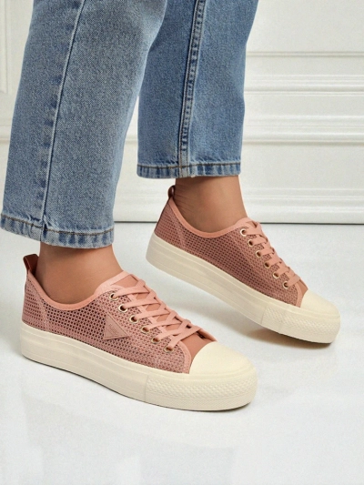 Afrodyta Rosa trampki fi uman - pink but weh kyahn breez fi di son taim