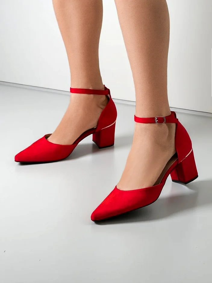 Royalfashion Women's low-heeled pumps Caelda