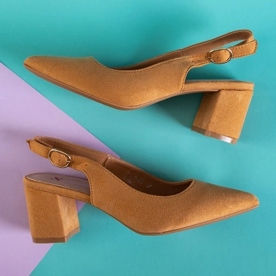 OUTLET Light brown women's sandals on the Siofra post - Footwear