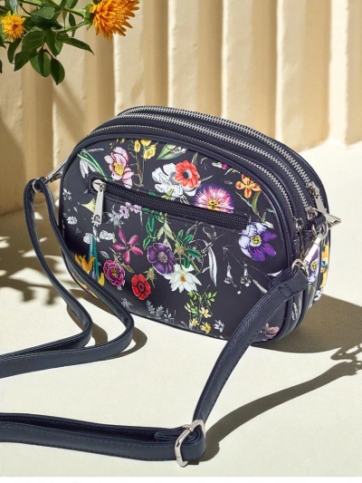 Royalfashion Small women's handbag made of eco leather Floriana