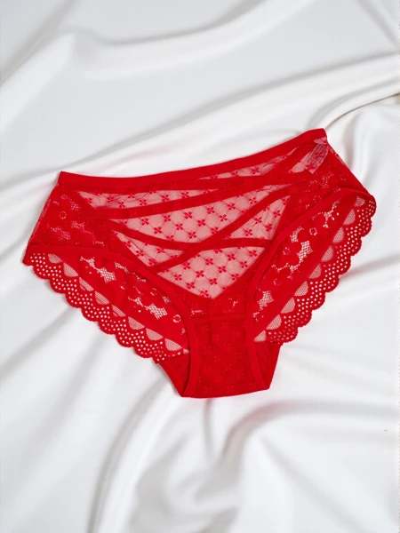 Lava lava fafine e fai i le ie e fai ai ofu ma teuteu