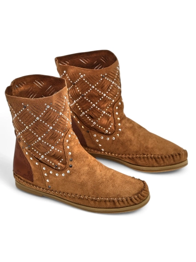 Royalfashion Women's ankle boots with low wedge and studs Indian Style