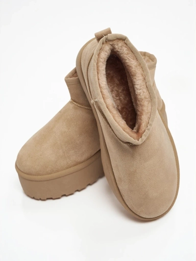 Vessia Women's Short Snow Boots