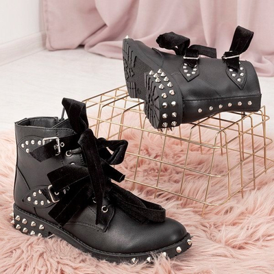 Black women's studded baggers - Footwear