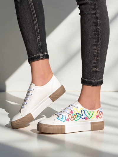 Royalfashion Women's sneakers with heart print Sercess