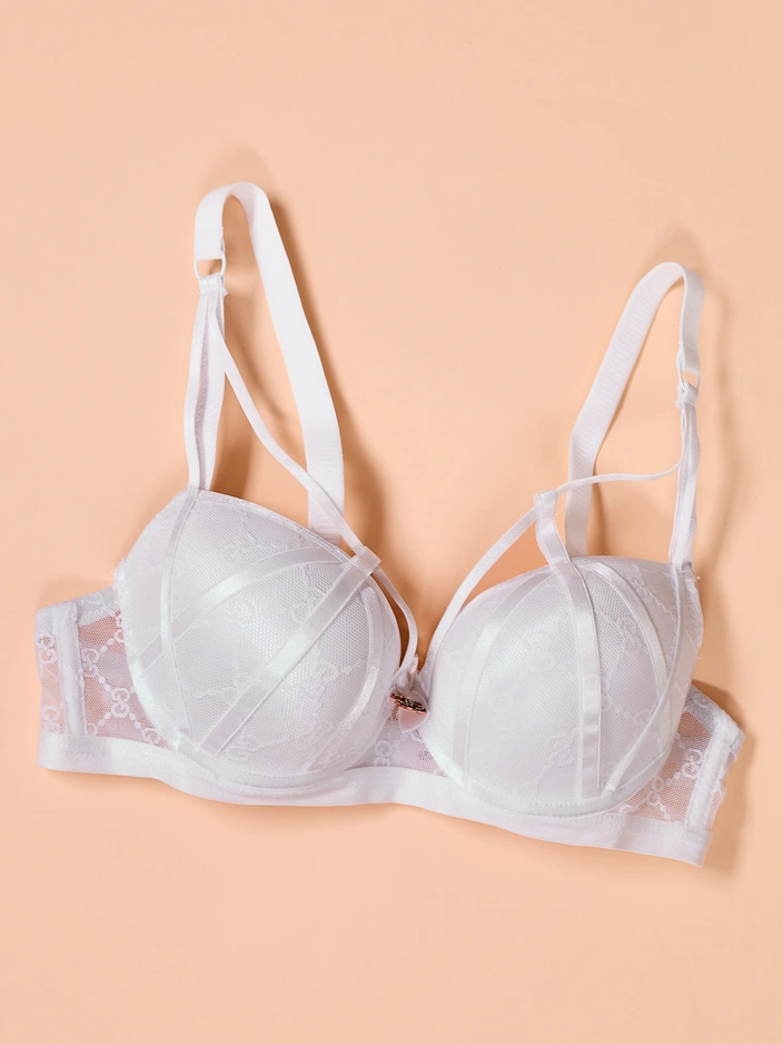 Royalfashion Women's bra decorated with lace and straps