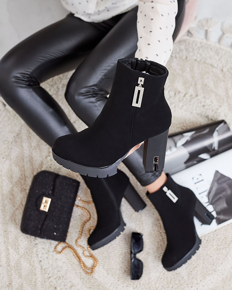 Royalfashion Женские сапоги на шпильке с декором Beroleda