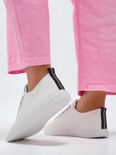 Royalfashion Women's sneakers with rhinestones Cytorrie