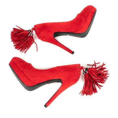Red pumps on a stiletto heel with decorative fringes Seletanore - Footwear