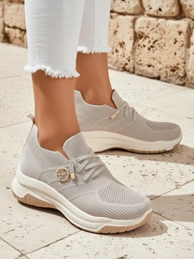 Женские кроссовки Royalfashion Selene – удобная белая обувь на плоской подошве