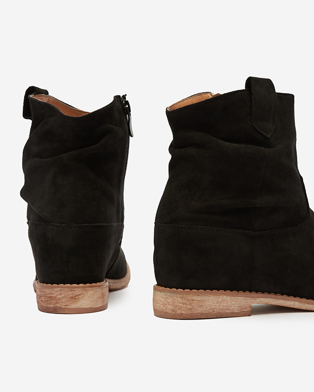 Black boots a'la cowboy boots on an indoor wedge Dimia - Footwear