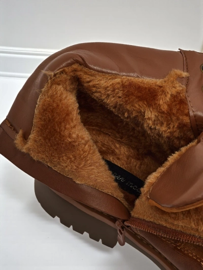 Женские ботинки-траперы Maestroe