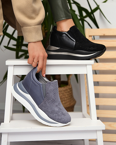 Black women's sneakers with a hidden wedge Elema - Footwear