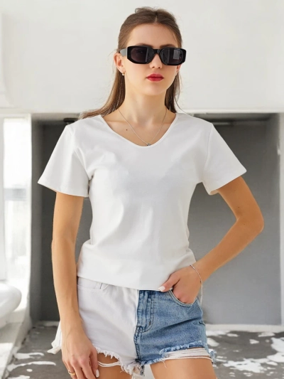 Royalfashion Women's cotton t-shirt with lace on the back
