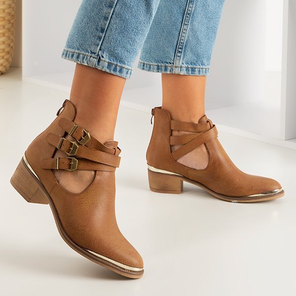 Brown women's boots with low heels with cut-outs Kysse - Footwear